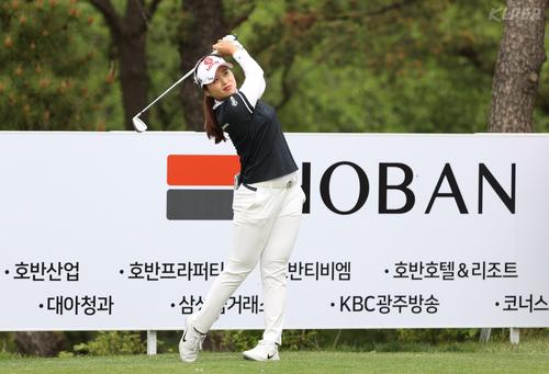 2ｍ 이글 퍼트에 7ｍ 4퍼트 최혜진, KLPGA 챔피언십 2연패 시동