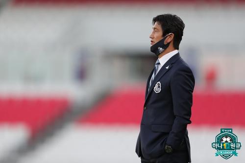 안양, 이랜드 꺾고 시즌 첫 승리…정정용 감독 프로무대 첫 패배