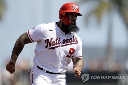 테임즈 KBO는 무관중에도 응원 소리 들리던데, MLB는 어떨까