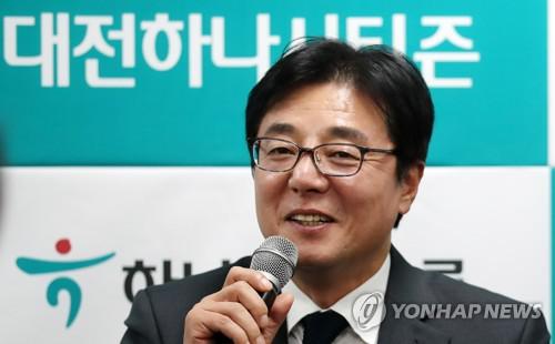 [프로축구 개막] ① 늦은 출발, 더 뜨거운 